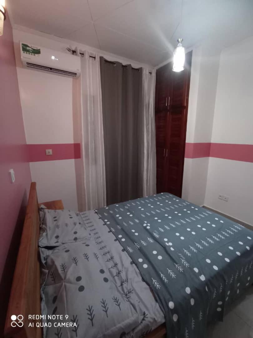 Hotel Appart B4U - Etoudi Yaoundé 外观 照片