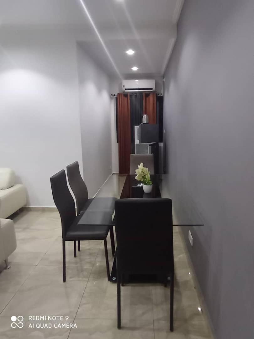 Hotel Appart B4U - Etoudi Yaoundé 外观 照片