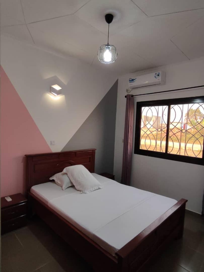 Hotel Appart B4U - Etoudi Yaoundé 外观 照片