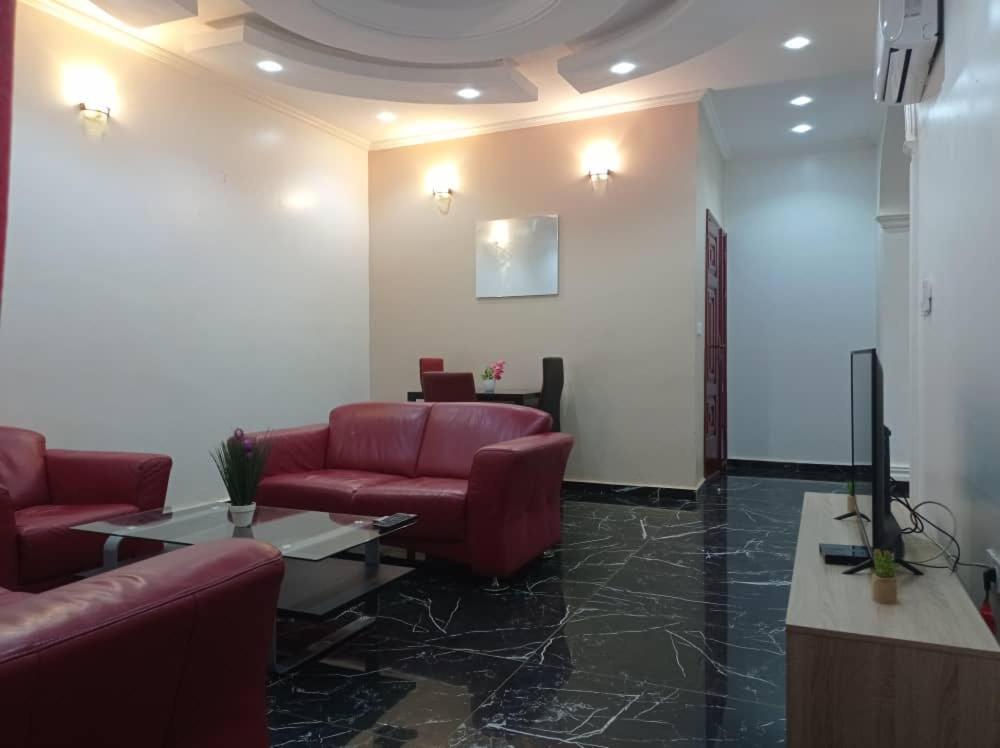 Hotel Appart B4U - Etoudi Yaoundé 外观 照片