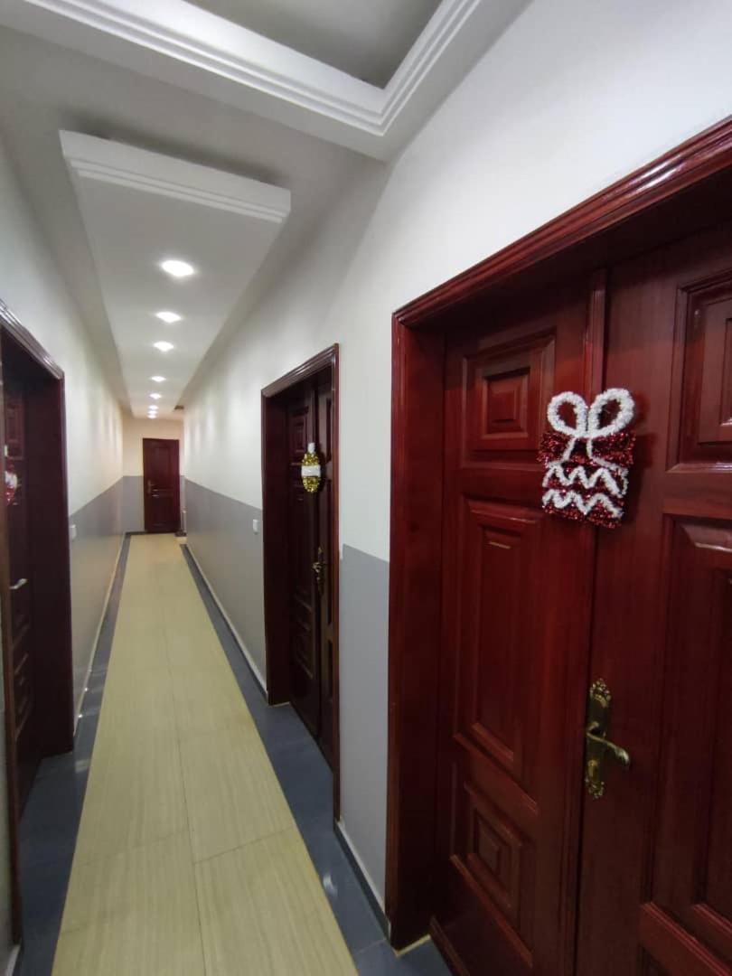 Hotel Appart B4U - Etoudi Yaoundé 外观 照片