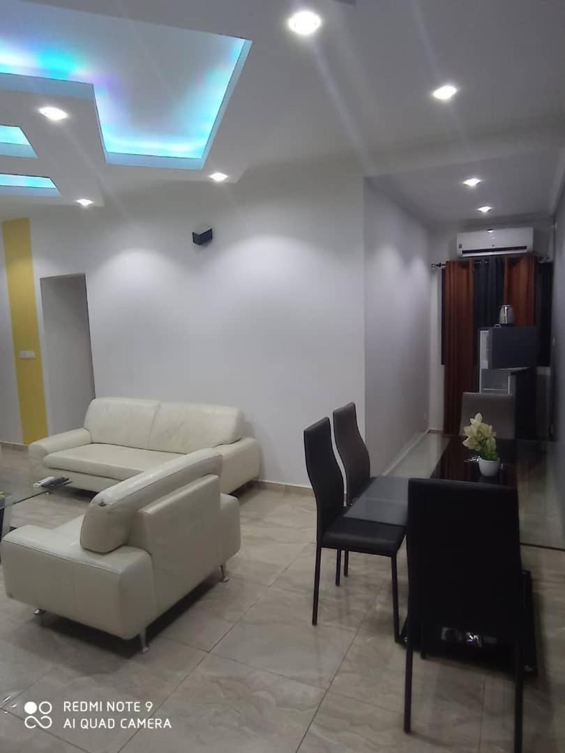 Hotel Appart B4U - Etoudi Yaoundé 外观 照片