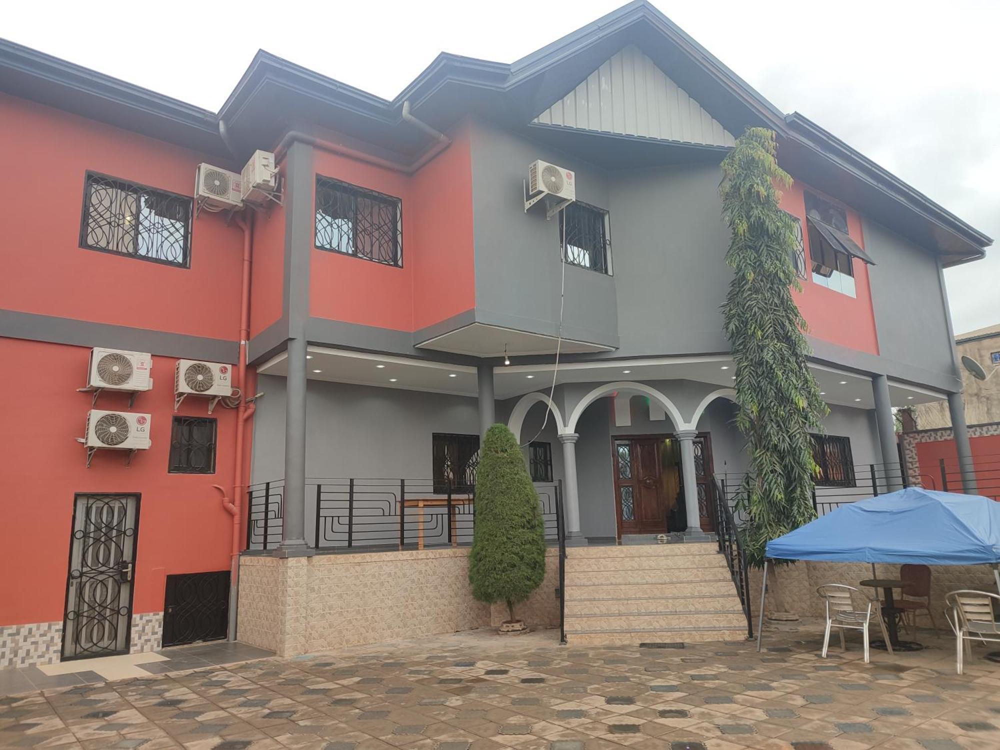 Hotel Appart B4U - Etoudi Yaoundé 外观 照片